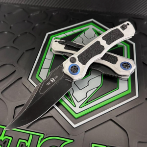 Heretic H002-8A-BLZ Wraith Auto Bowie Battleworn Black w/ Blizzard Chassis